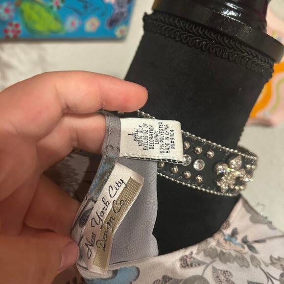 New York City Design Co Vintage 90s Grey and blue floral blouse - Picture 7 of 8